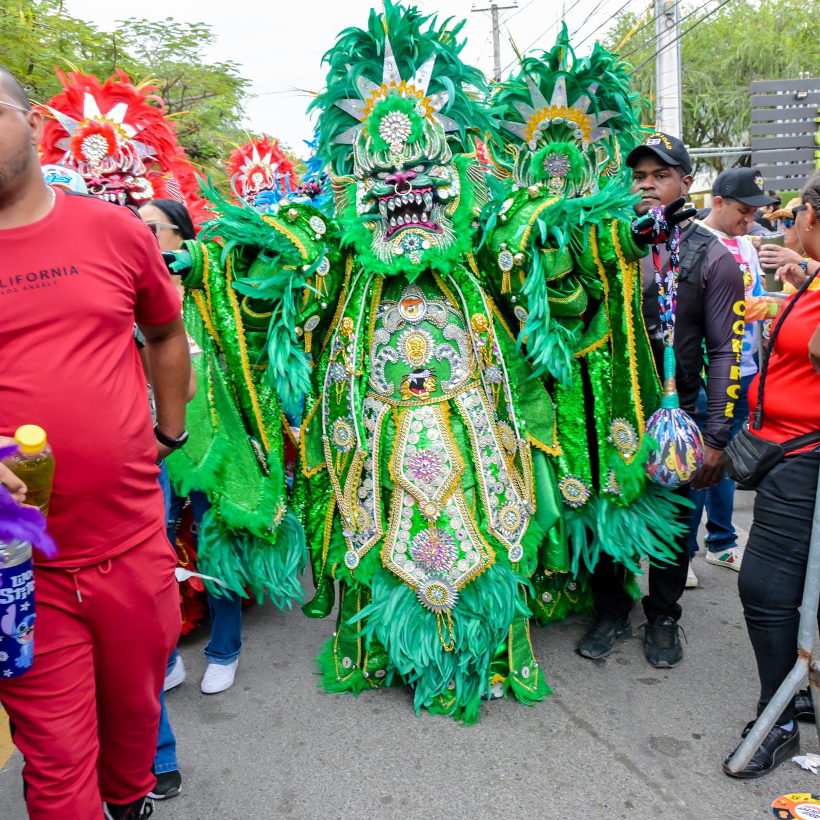 Diablo Cojuelo Las Fieras — traje verde